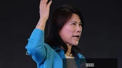 英雄联盟12预热，火力全开，冠军之路悬念多
